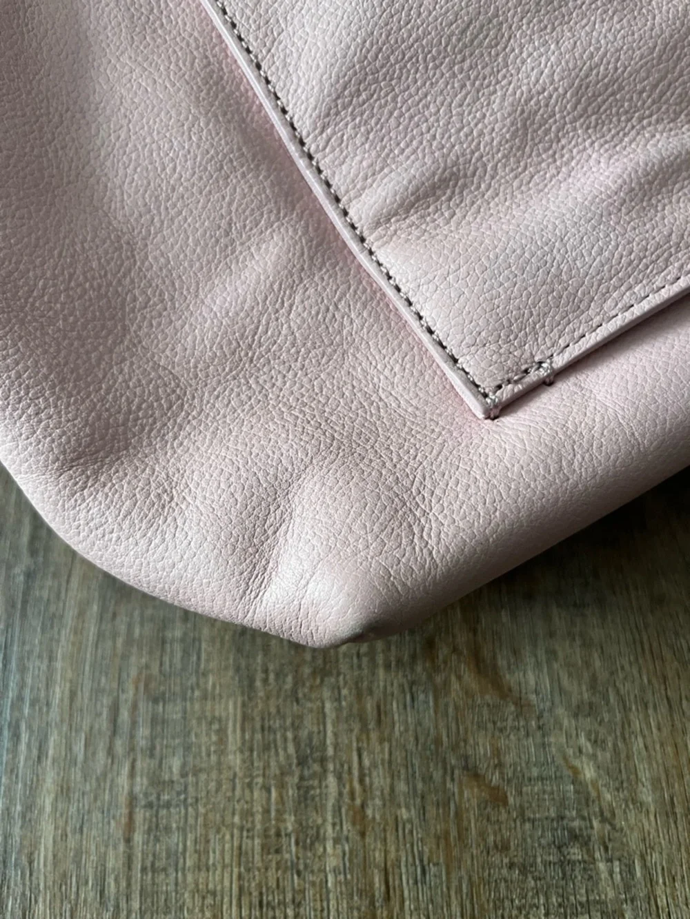 Away Pink Leather Weekender Travel Bag with Removable Strap - Picture 12 of 14